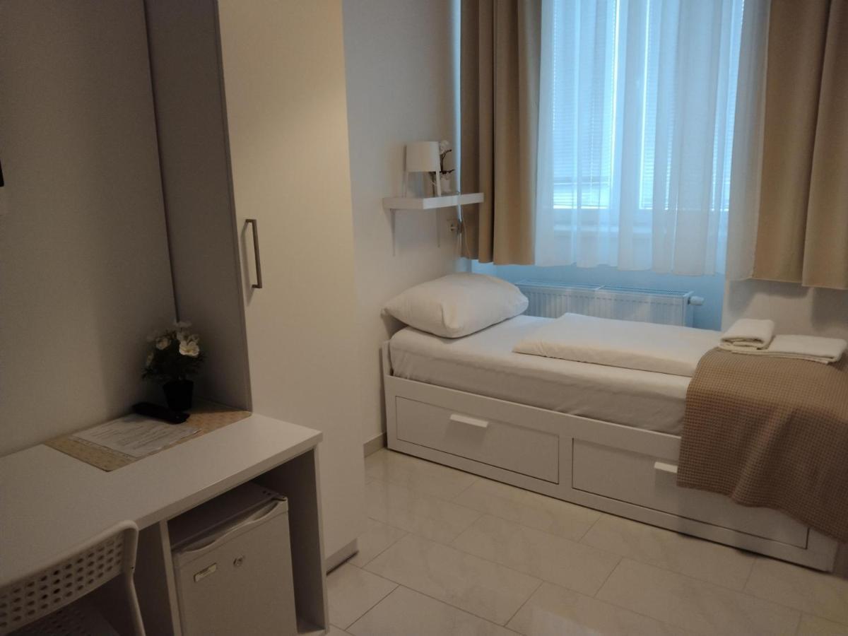Gasthuis Ch-hotel Luka Budget